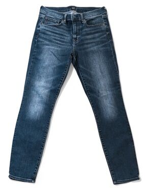 Gap True Skinny Mid-rise Woman’s Jeans Size 8